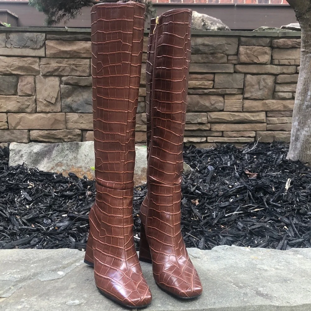 Billini Brown Croc-Patterned Heeled Boots. Excellent condition. Size 6. - Picture 2 of 12